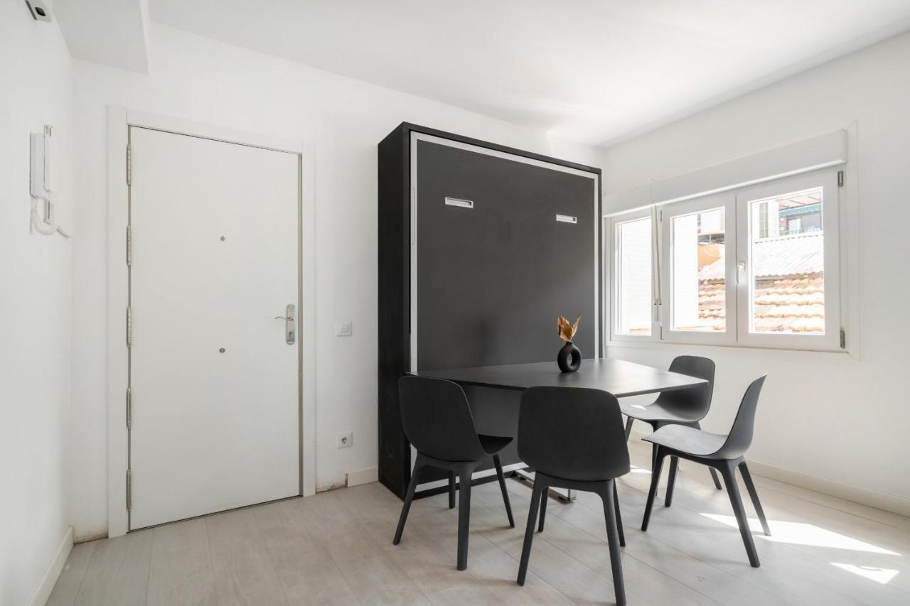 Apartamentos Reformados En Madrid Rio Exterior photo